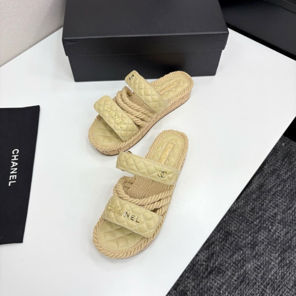 CHANEL  샤넬   슬리퍼