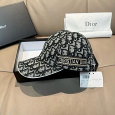 DIOR  디올   볼캡 모자