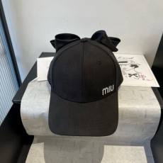 MIU MIU   미우 미우   볼캡 모자