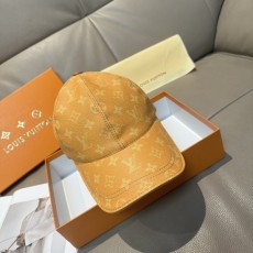 LOUIS VUITTON  루이비통  볼캡 모자